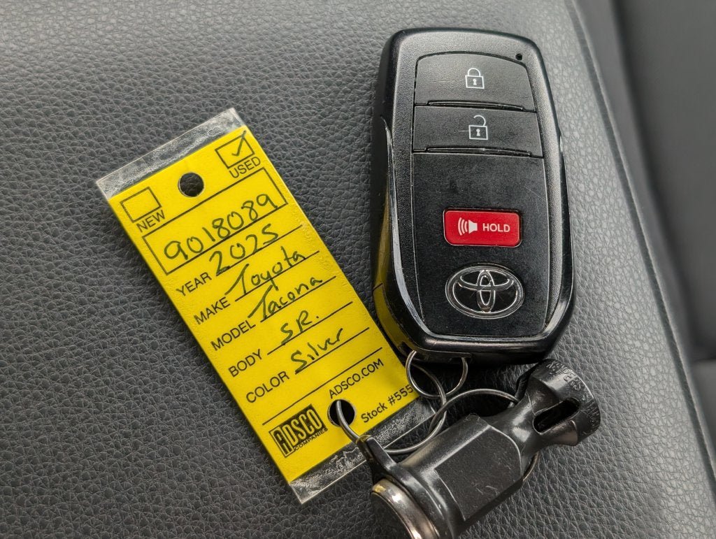 Certified 2025 Toyota Tacoma SR w/ Towing Package AWD/4WD image 32