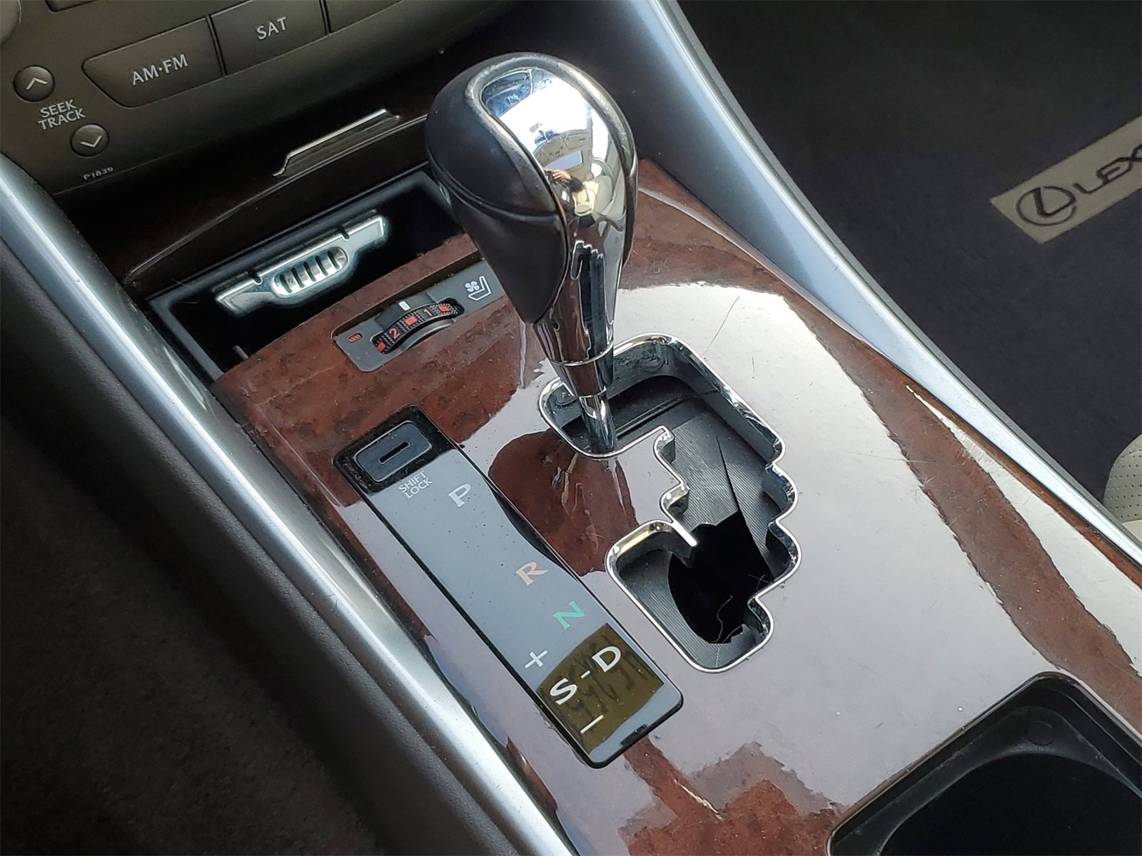 Used 2010 Lexus IS 250 AWD image 32