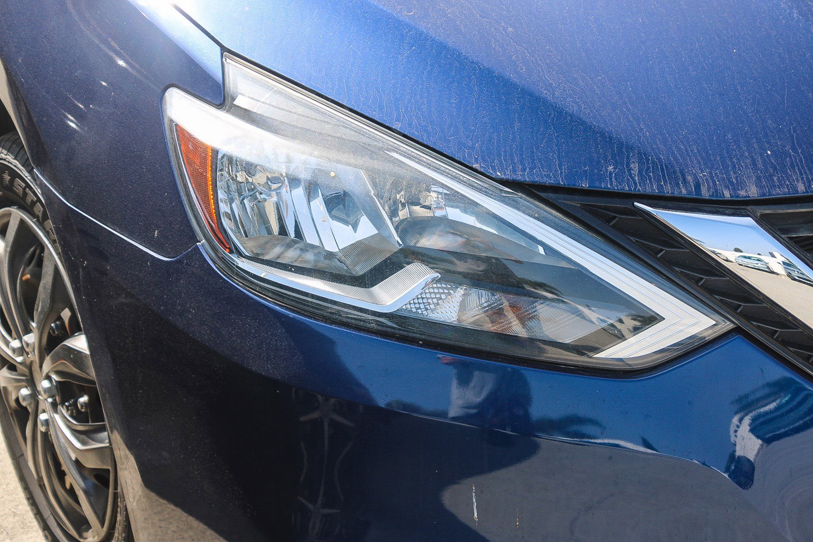 Used 2017 Nissan Sentra SV image 2