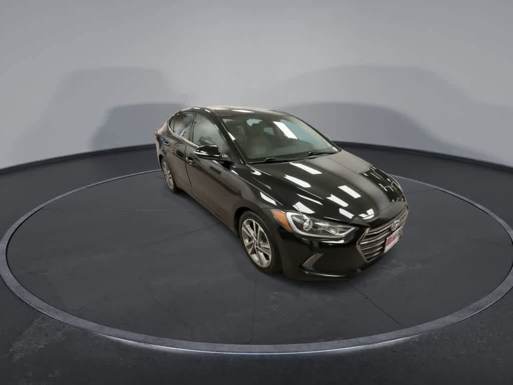 Used 2018 Hyundai Elantra Limited FWD image 2