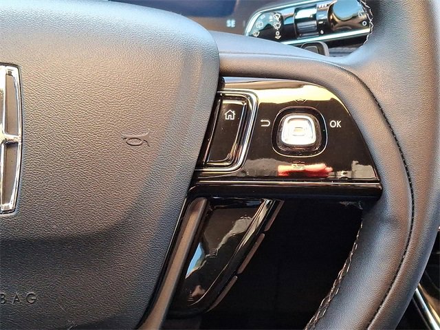 Used 2025 Lincoln Corsair FWD image 22