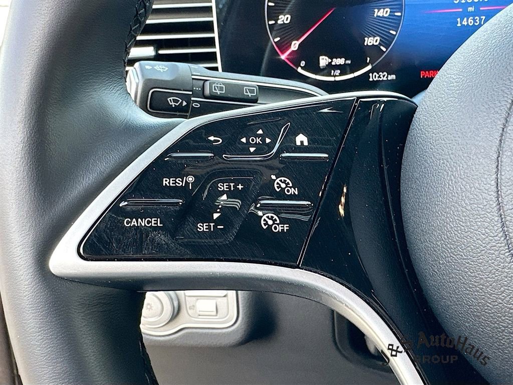 Used 2025 Mercedes-Benz GLE 450e 4MATIC image 13
