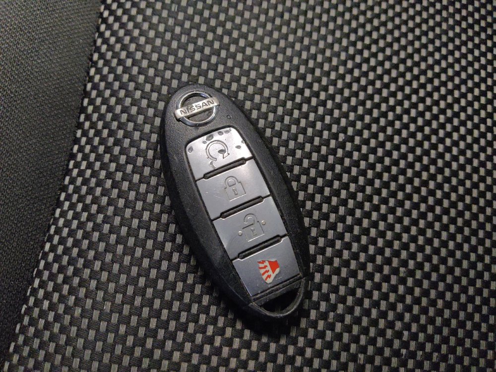 Used 2020 Nissan Pathfinder SV AWD/4WD image 32