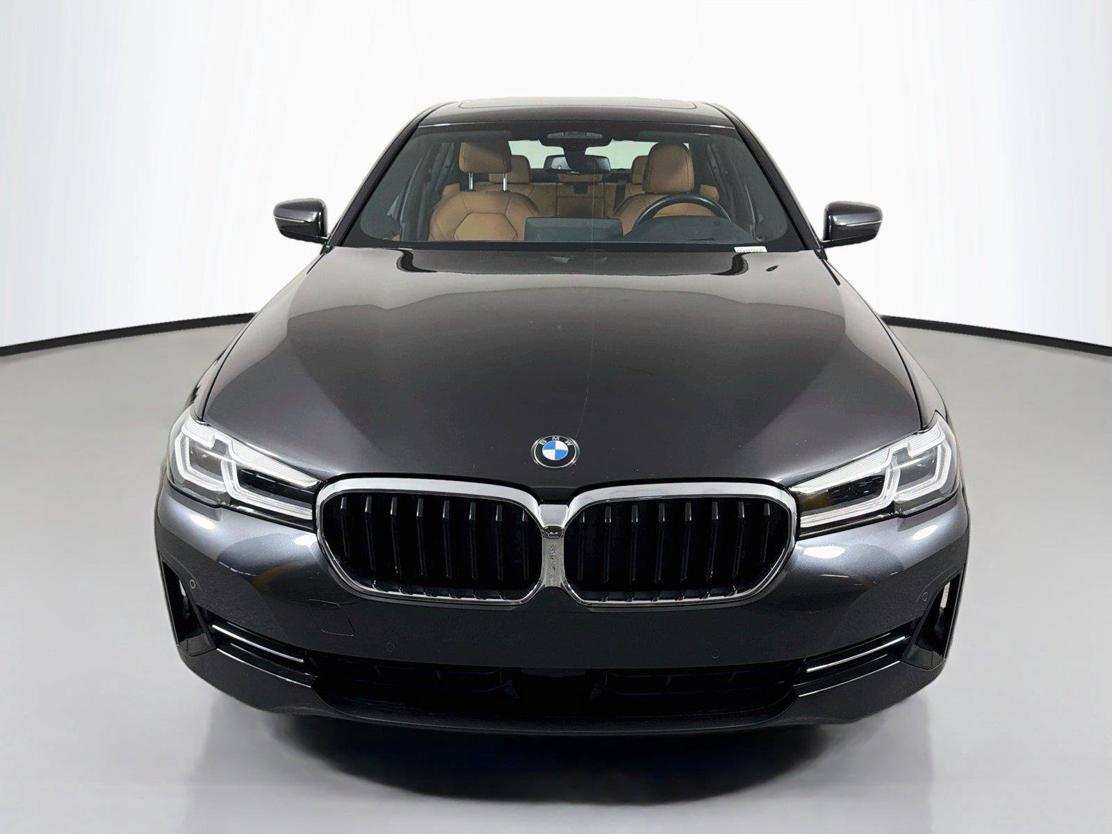 Used 2022 BMW 540i xDrive w/ M Sport Package AWD/4WD image 2