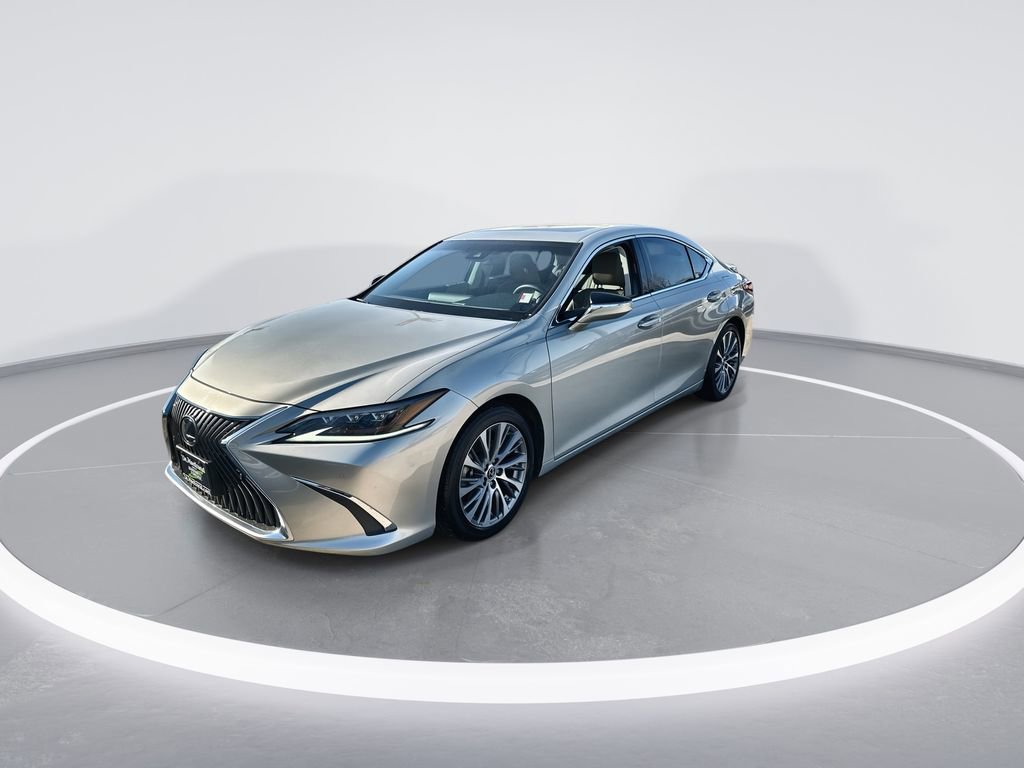 Used 2020 Lexus ES 350 Luxury w/ Accessory Package 2 image 4