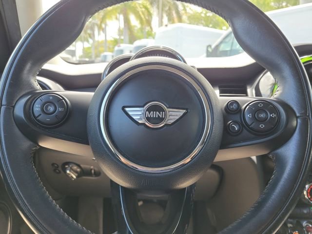 Used 2017 MINI Cooper 4-Door Hardtop FWD image 20