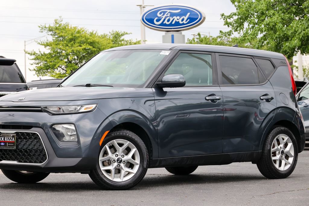 Used 2020 Kia Soul S FWD image 4