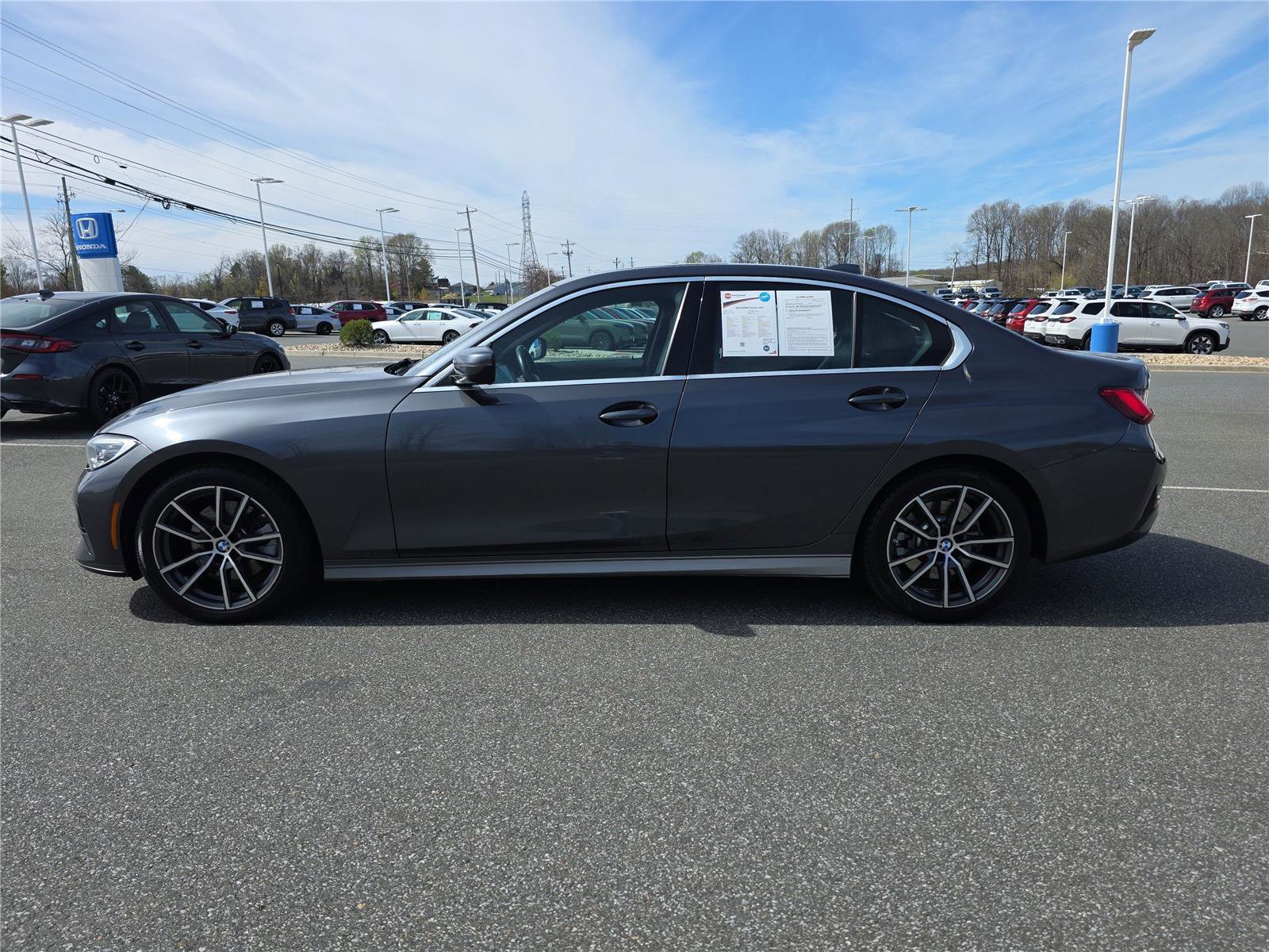 Used 2020 BMW 330i Sedan w/ Convenience Package image 3