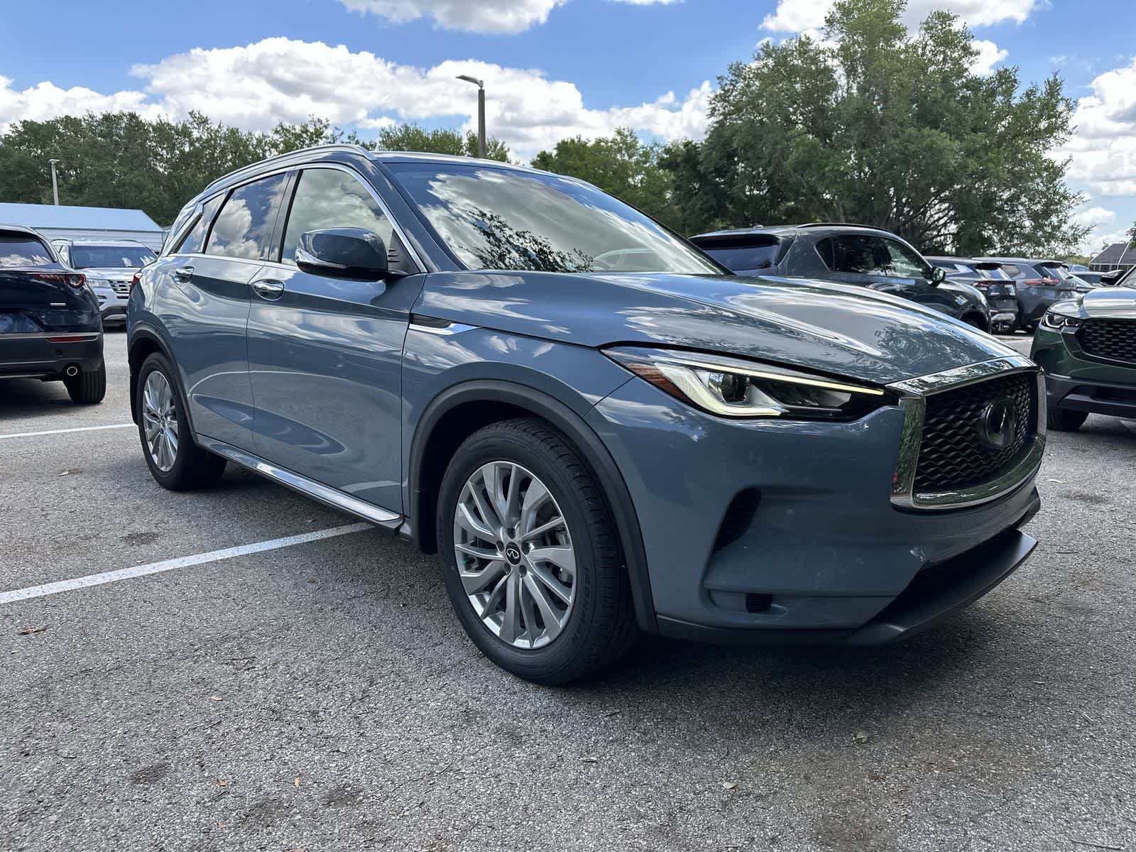 Used 2023 INFINITI QX50 Luxe w/ Cargo Package FWD image 9