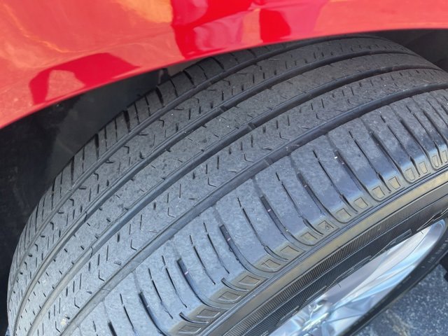 Used 2024 Buick Enclave Premium image 5