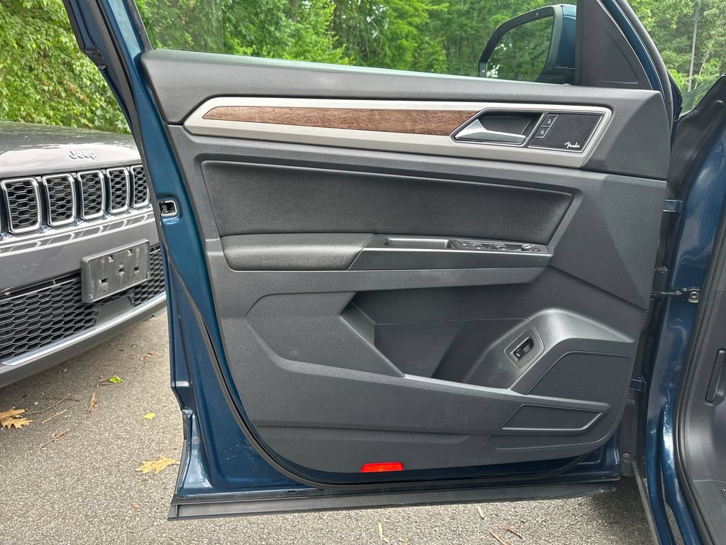 Used 2018 Volkswagen Atlas SEL Premium AWD/4WD image 10