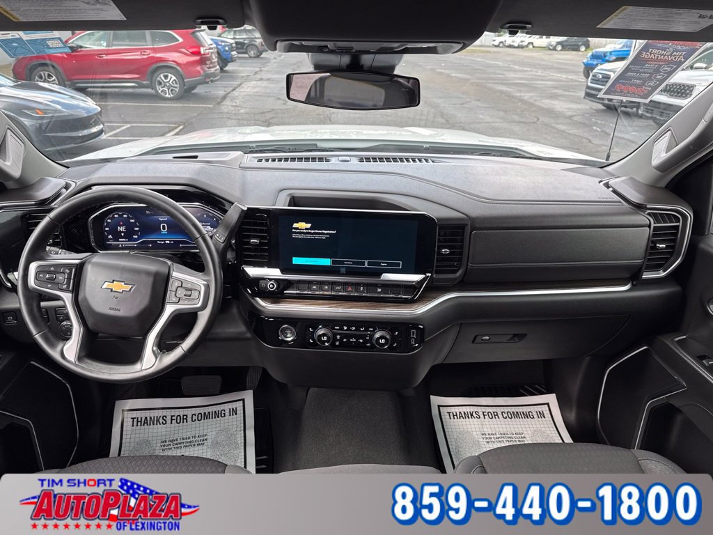 Used 2024 Chevrolet Silverado 1500 LT AWD/4WD image 33