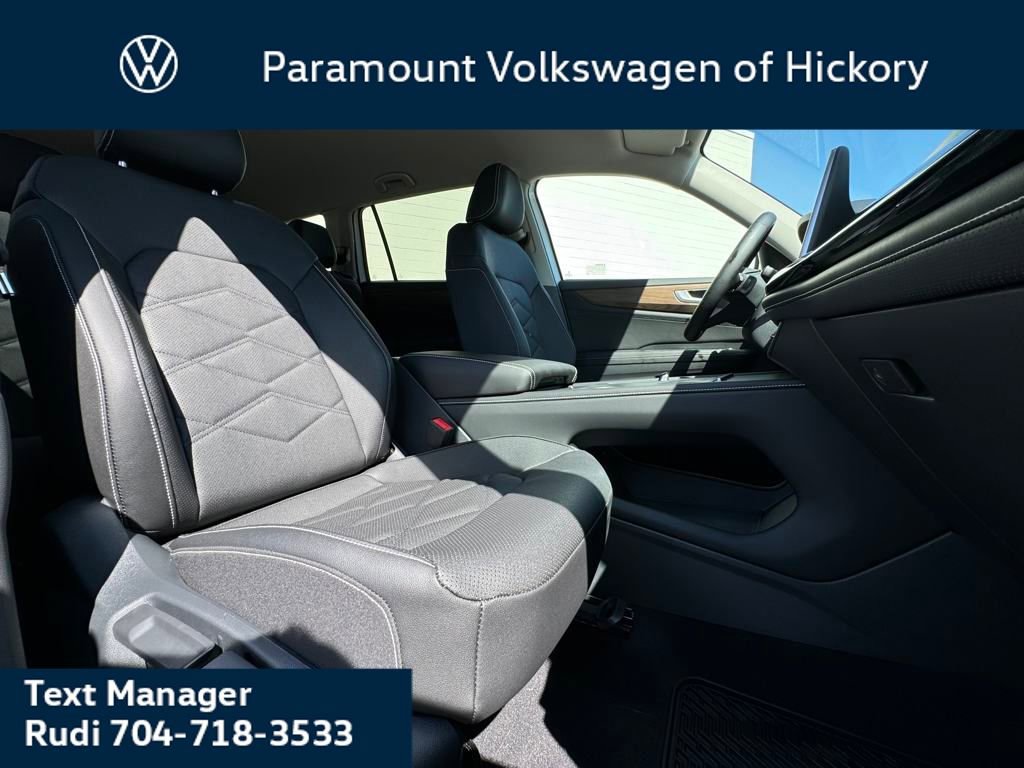 New 2026 Volkswagen Atlas SE image 17