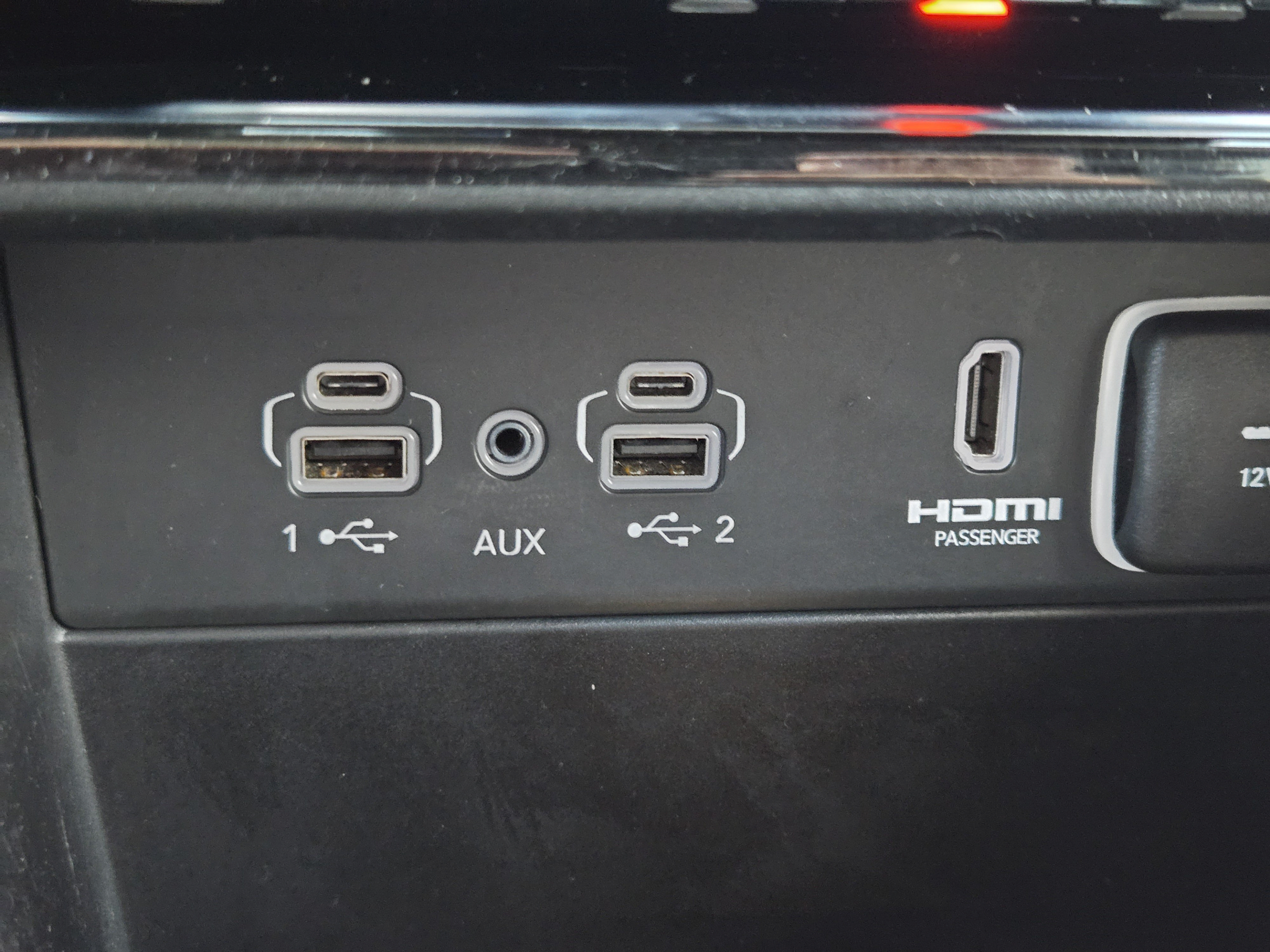 Used 2023 Jeep Grand Cherokee L Summit w/ Advanced Protech Group IV AWD/4WD image 35