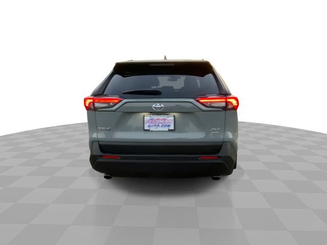 Used 2020 Toyota RAV4 XLE Premium AWD/4WD image 9
