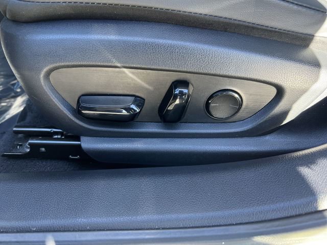 Used 2024 Lexus ES 300h w/ Premium Package image 10