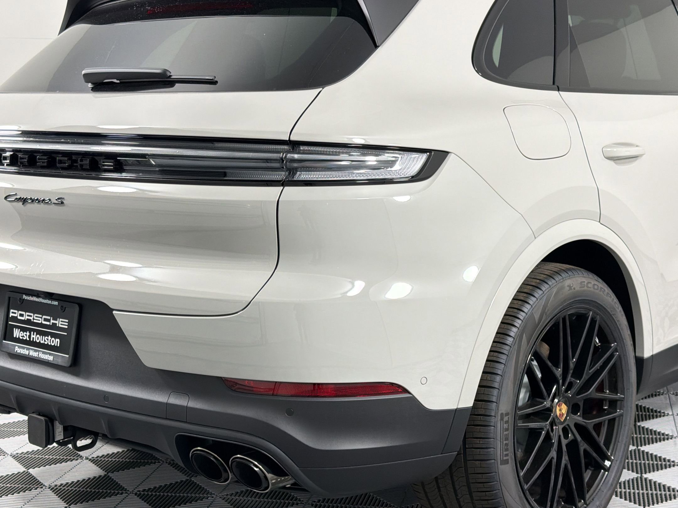 New 2026 Porsche Cayenne S AWD/4WD image 10