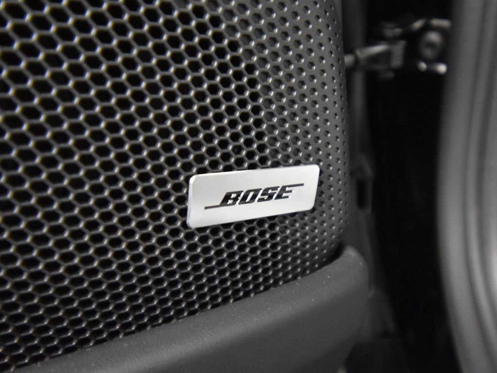 Used 2025 Porsche Panamera 4 image 25