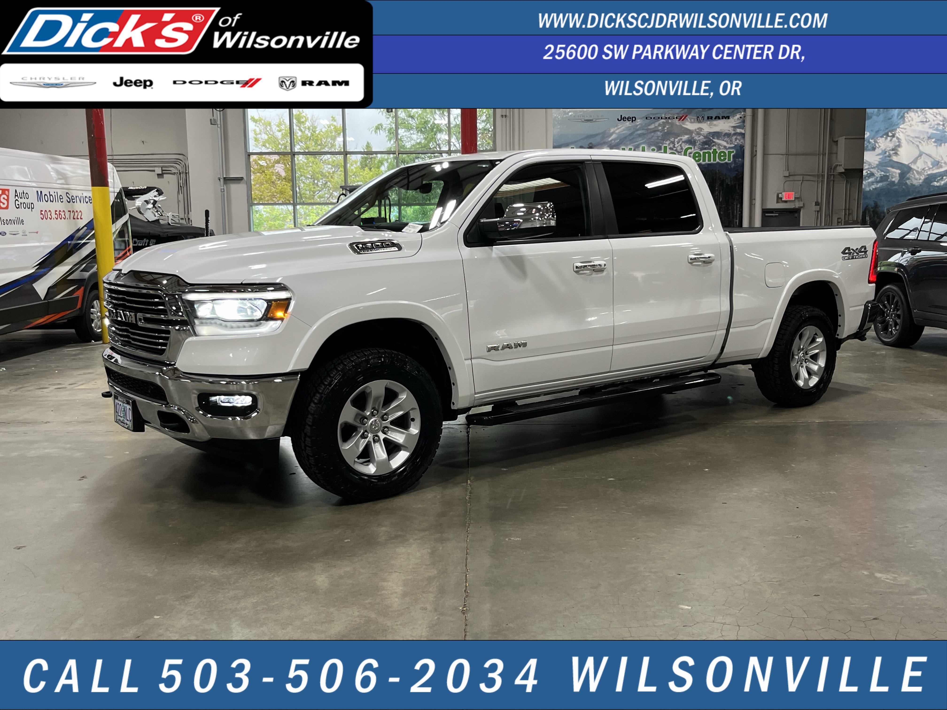 Used 2022 RAM 1500 Laramie AWD/4WD image 1
