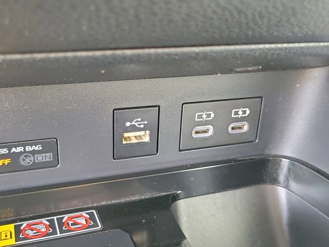 Used 2025 Toyota Camry LE FWD image 30