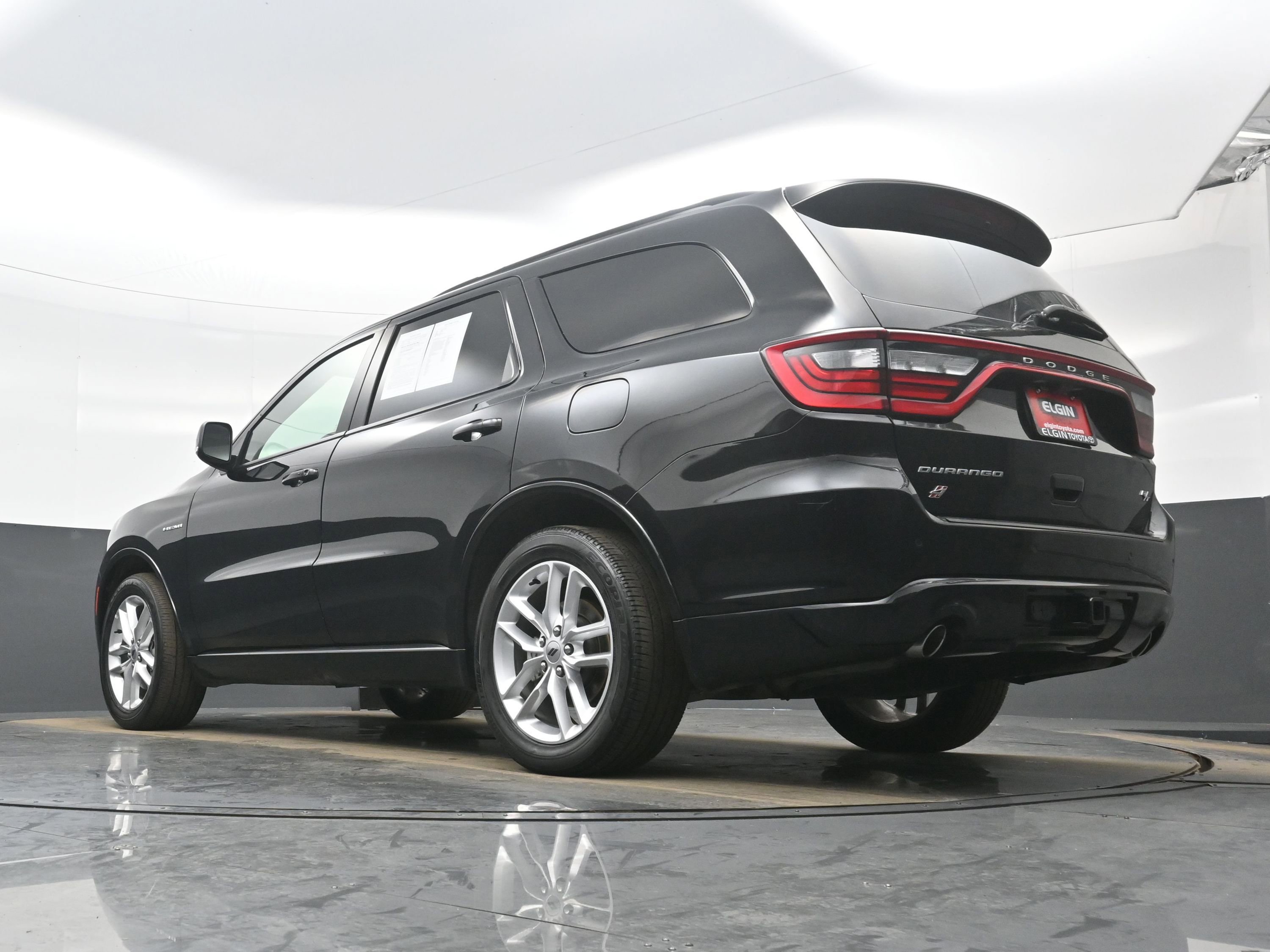 Used 2024 Dodge Durango R/T AWD/4WD image 29
