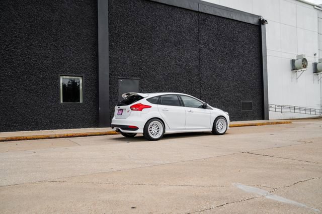 Used 2016 Ford Focus ST image 39