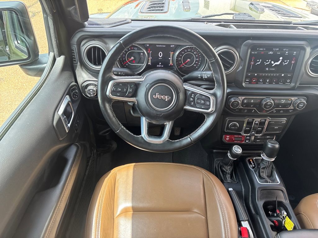 Used 2021 Jeep Gladiator Rubicon AWD/4WD image 4
