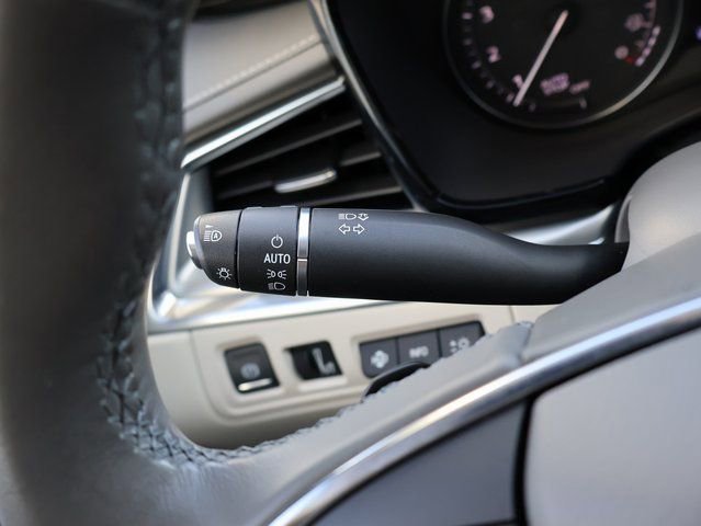 Certified 2021 Cadillac XT5 Premium Luxury image 41