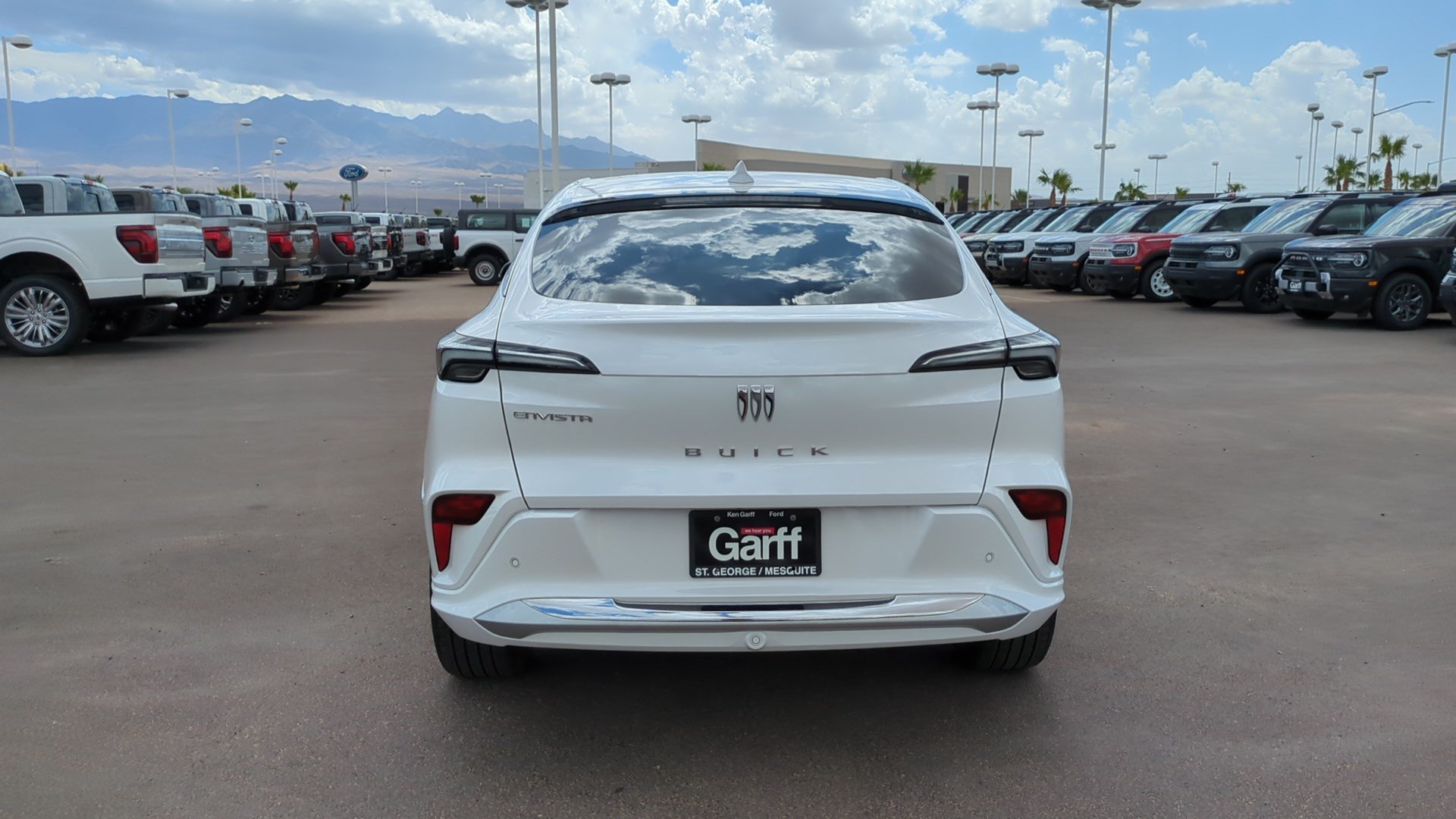 Used 2025 Buick Envista Avenir FWD image 4