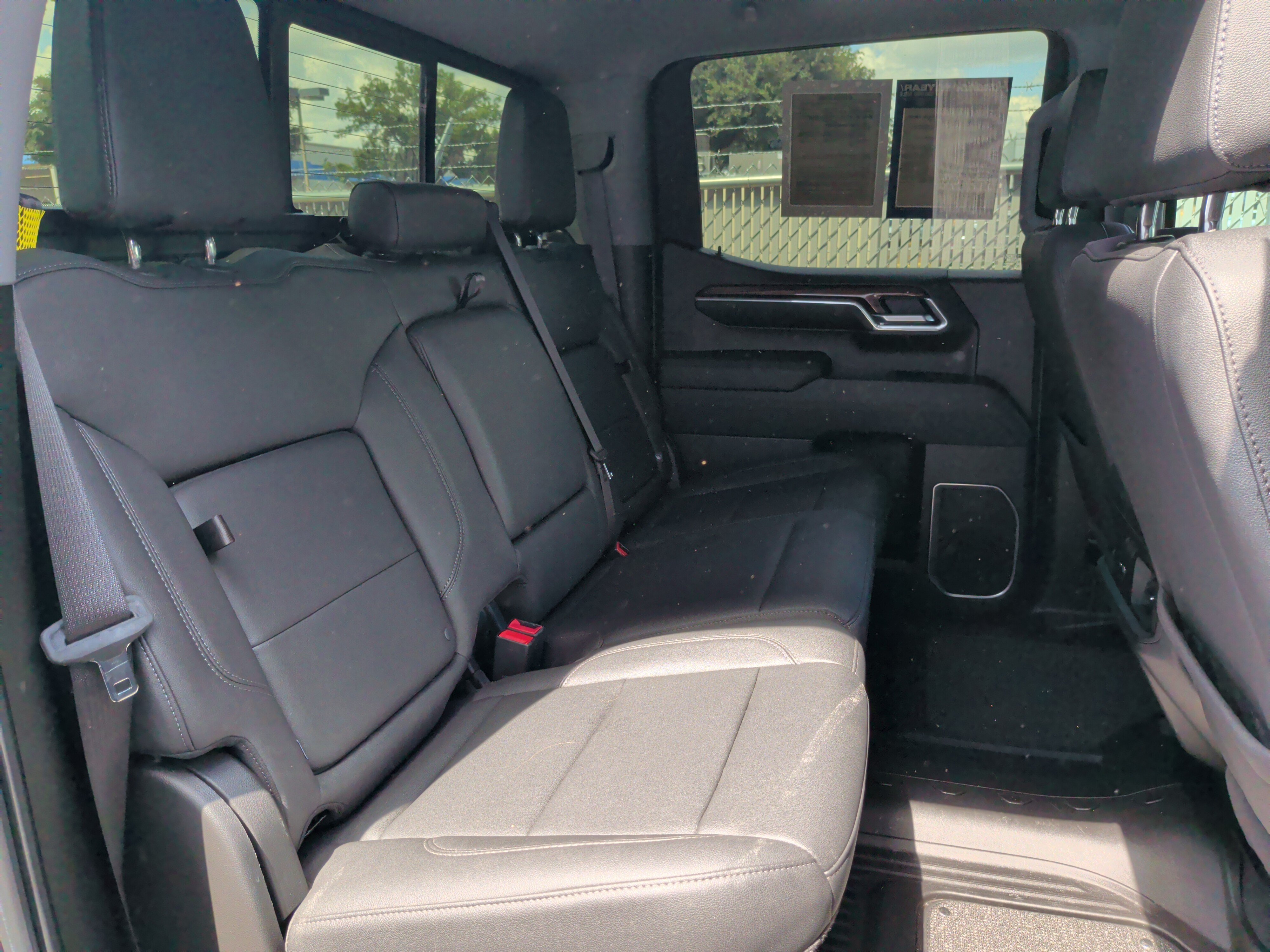 Used 2024 Chevrolet Silverado 1500 RST AWD/4WD image 31