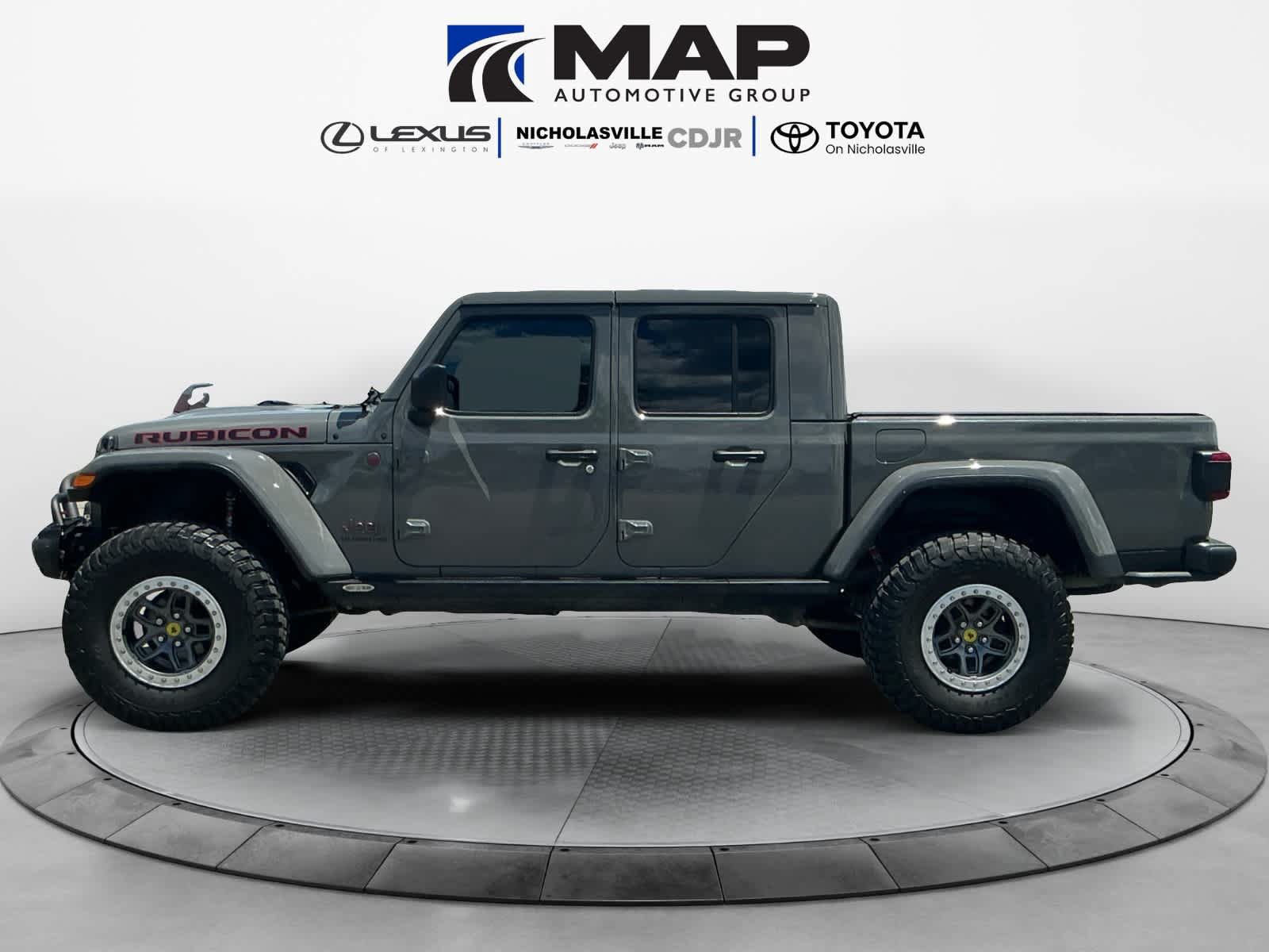 Used 2022 Jeep Gladiator Rubicon w/ LED Lighting Group AWD/4WD image 2