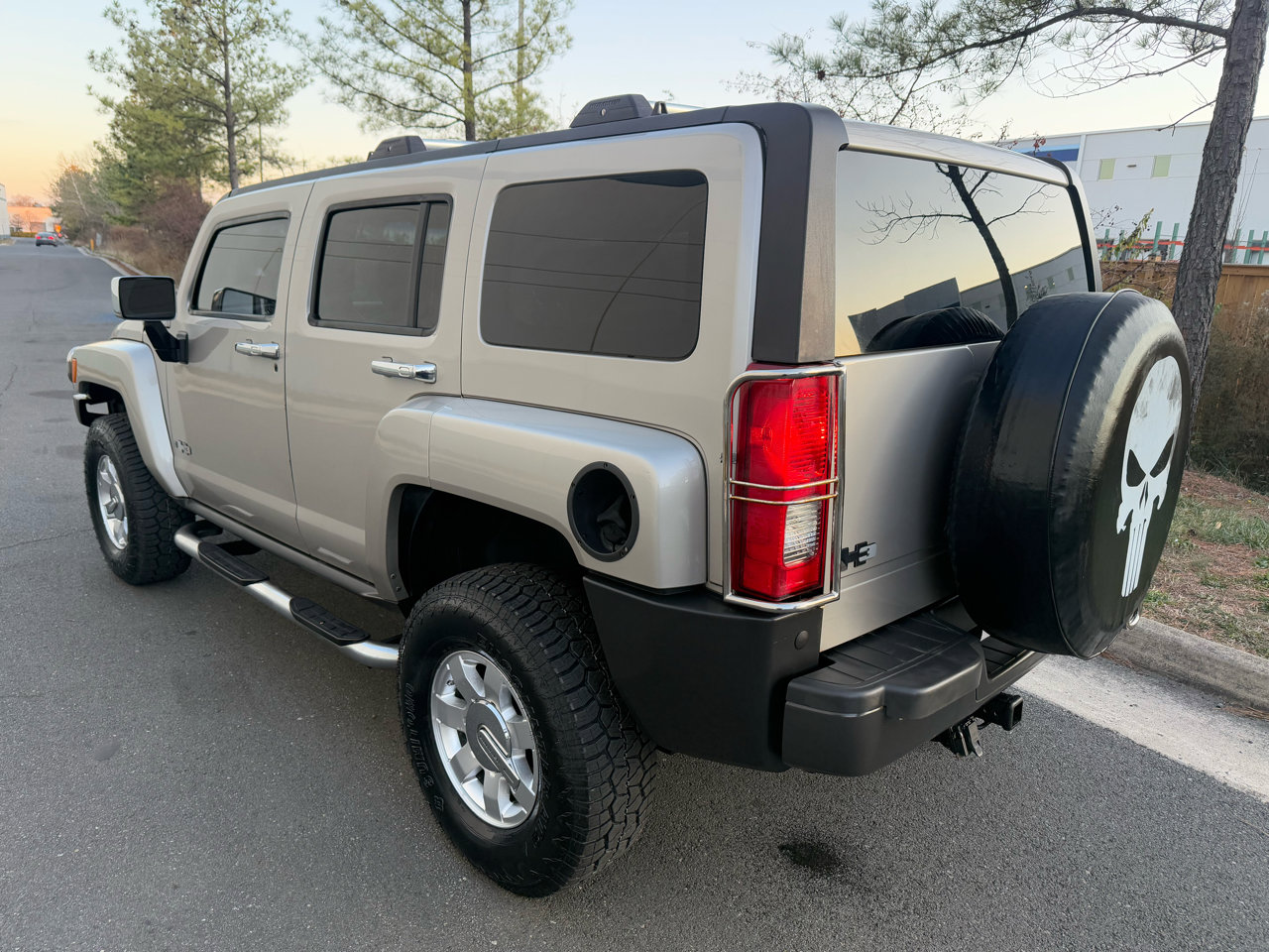 Used 2006 HUMMER H3 image 3