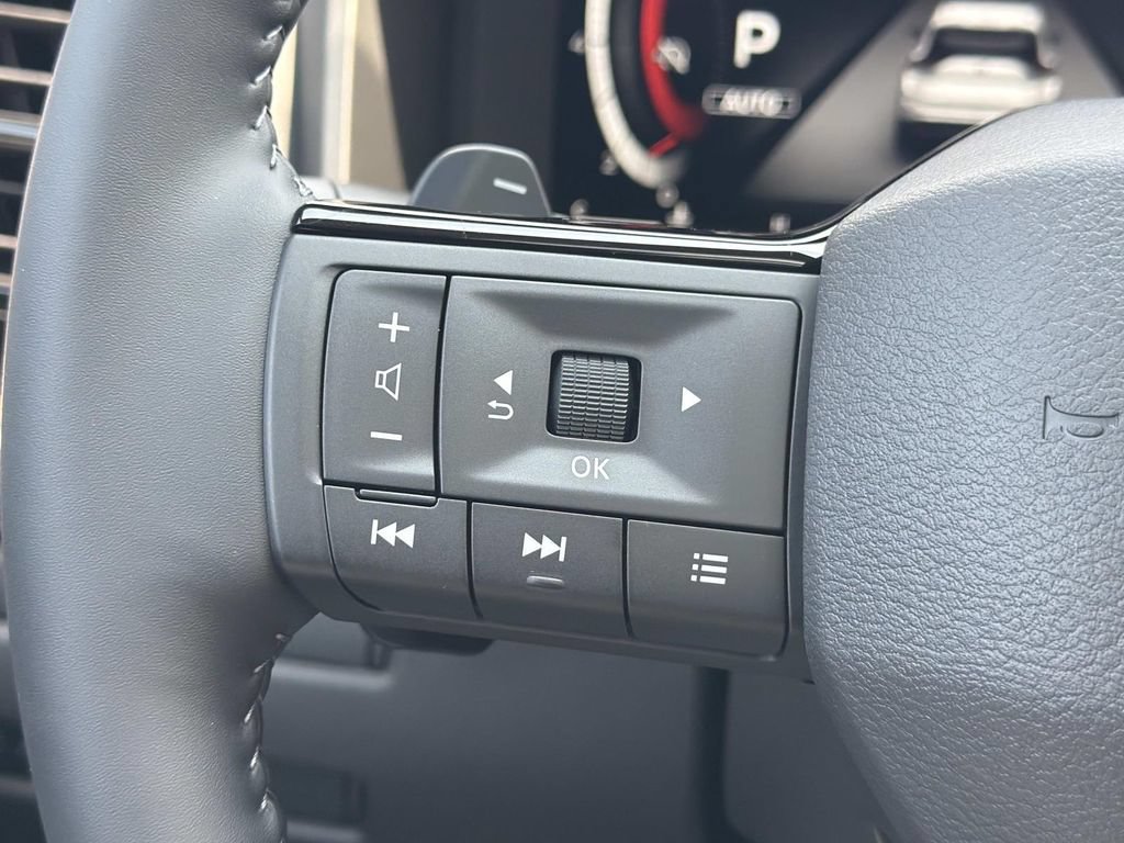 New 2026 Nissan Rogue Platinum AWD/4WD image 7