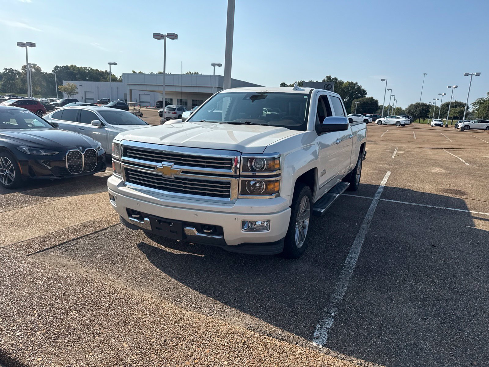 Used 2015 Chevrolet Silverado 1500 High Country w/ High Country Premium Package AWD/4WD image 1