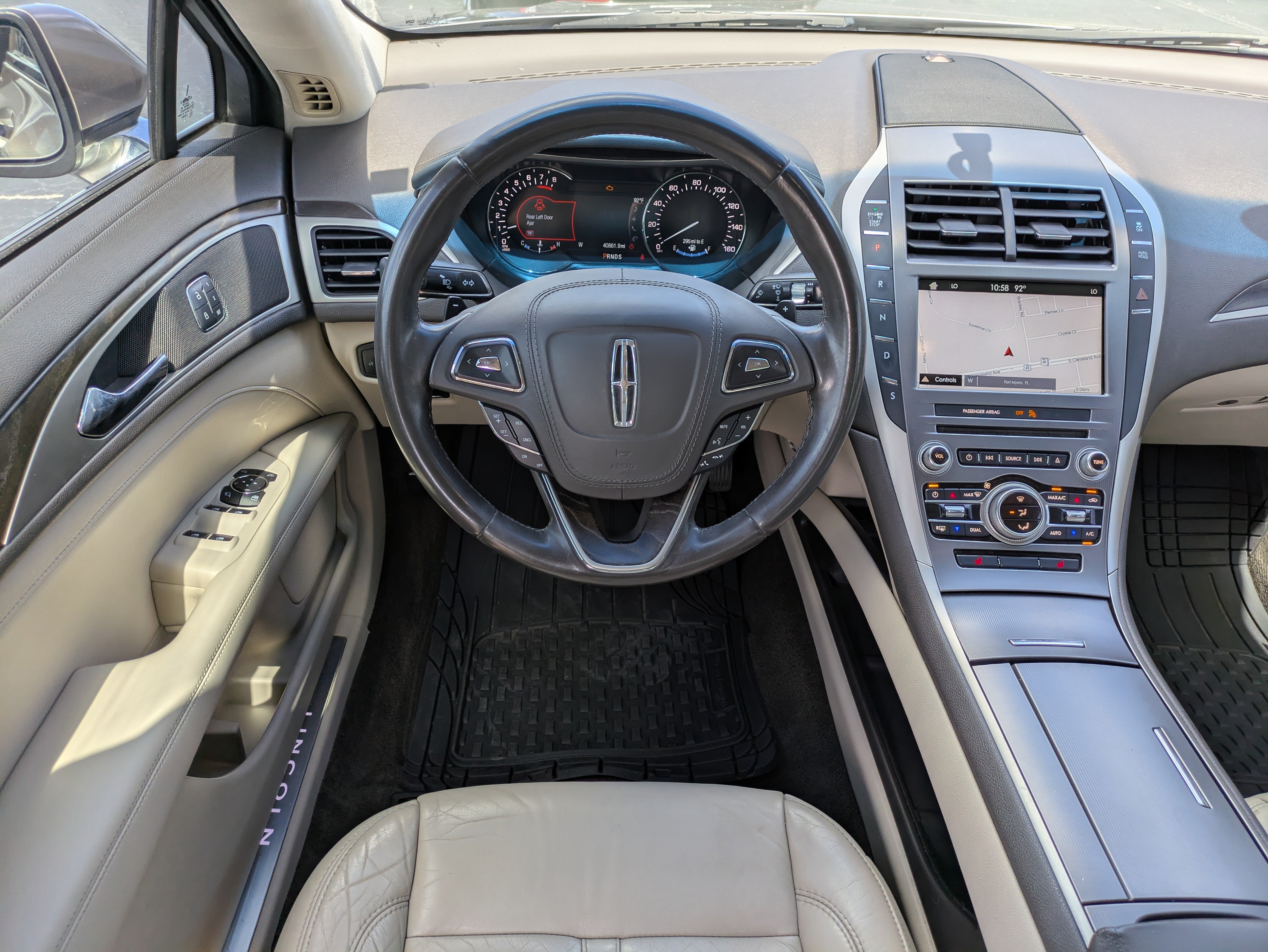Used 2018 Lincoln MKZ Select w/ Select Plus Package FWD image 12