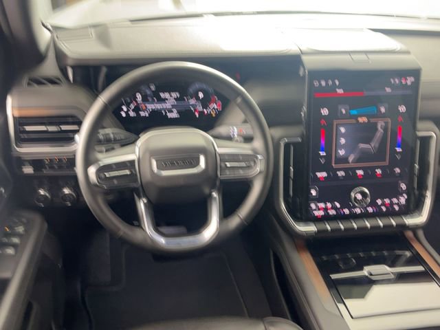 Certified 2025 GMC Yukon Denali image 23