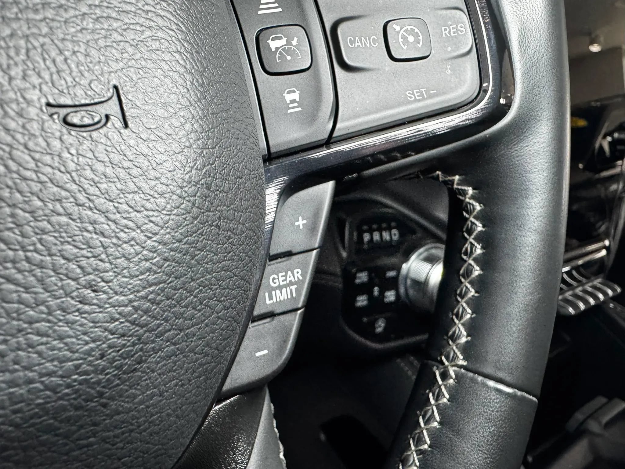 Used 2023 RAM 1500 Limited AWD/4WD image 30