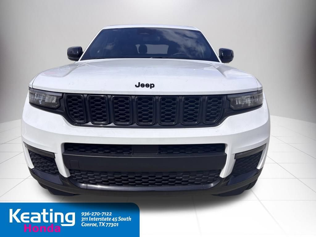 Used 2024 Jeep Grand Cherokee L Limited w/ Black Appearance Package image 3