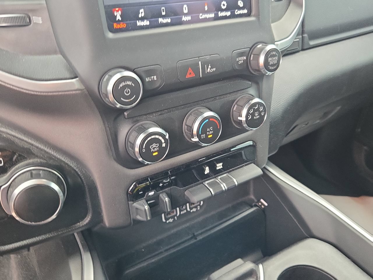 Used 2021 RAM 1500 Big Horn RWD image 15