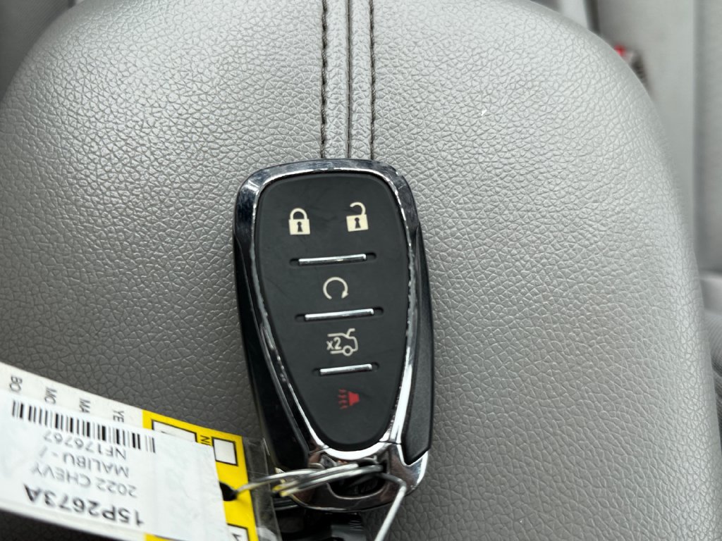 Used 2022 Chevrolet Malibu LT FWD image 42