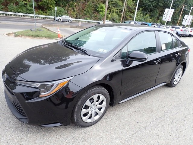 New 2026 Toyota Corolla LE image 8