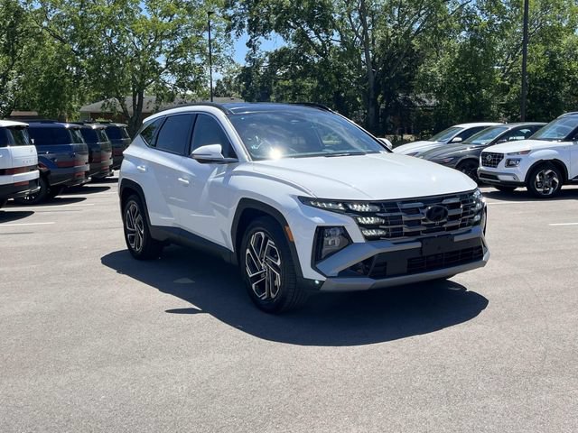 Certified 2026 Hyundai Tucson Limited FWD image 3