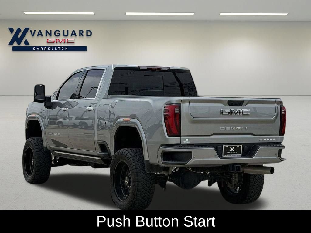 Used 2024 GMC Sierra 2500 Denali Ultimate AWD/4WD image 10