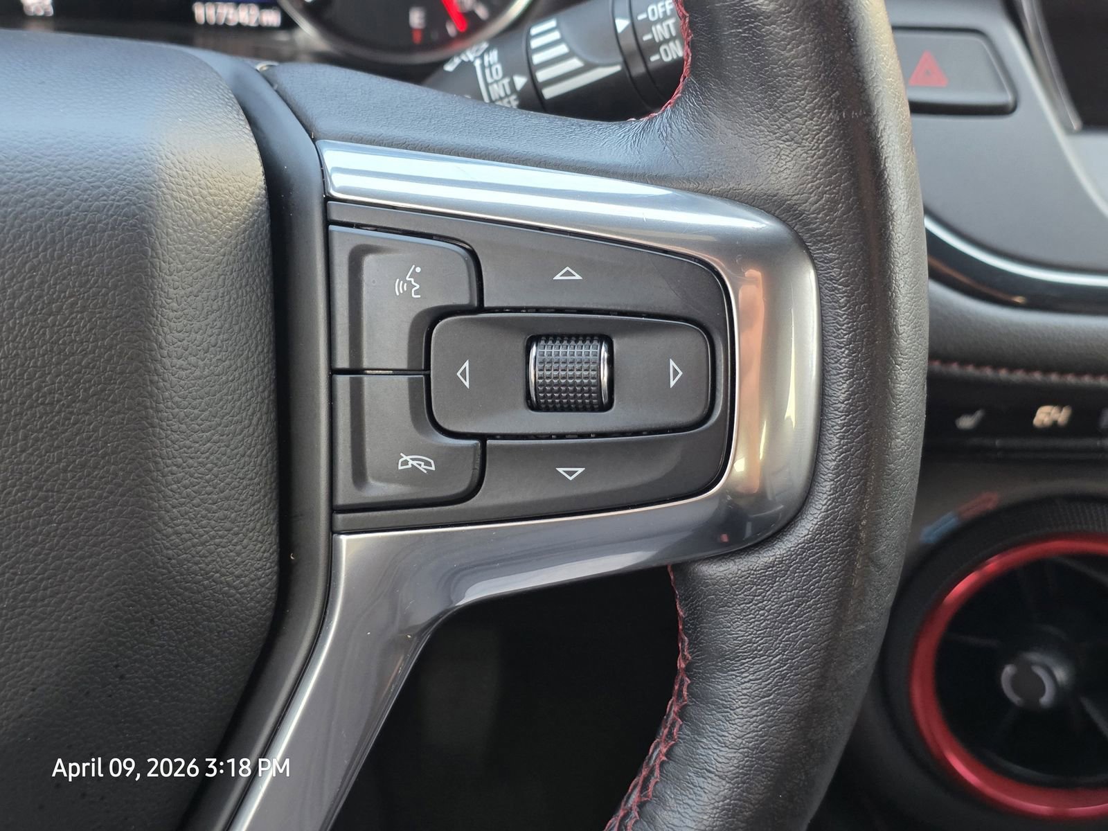 Used 2019 Chevrolet Blazer RS FWD image 31