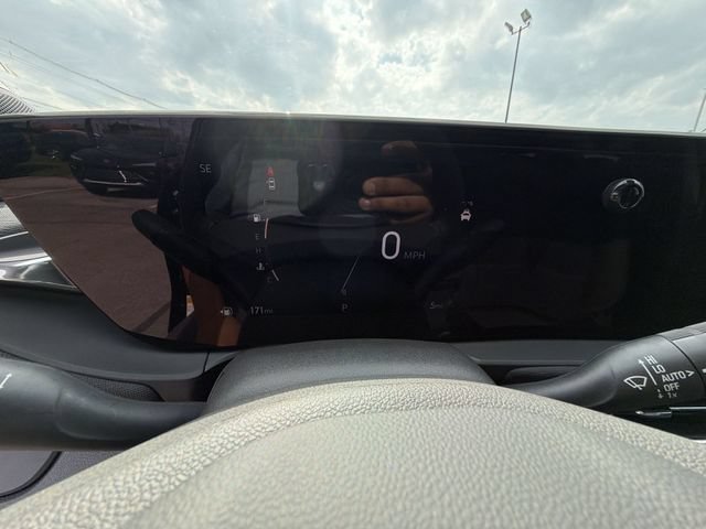 New 2026 Buick Envista Sport Touring w/ Convenience I Package FWD image 13