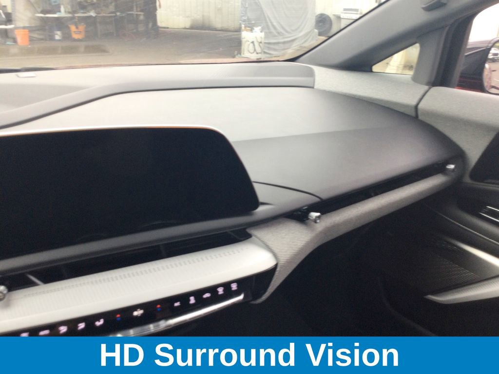 New 2025 Chevrolet Traverse LT w/ Enhanced Driving Package image 11