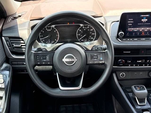 Used 2023 Nissan Rogue SV FWD image 23