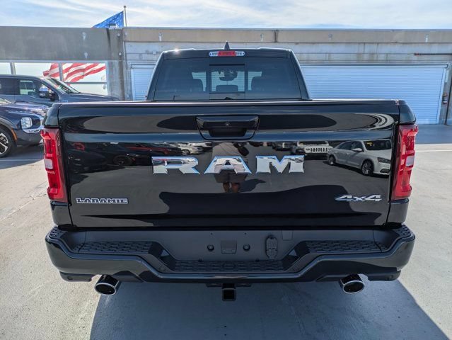 New 2026 RAM 1500 Laramie AWD/4WD image 4