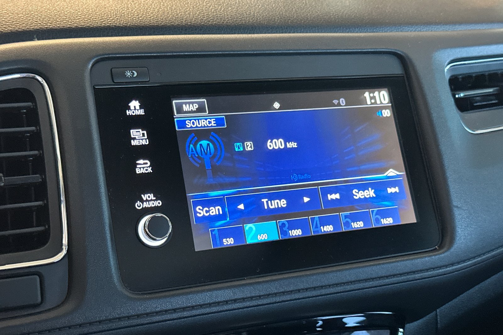 Used 2021 Honda HR-V Touring image 18