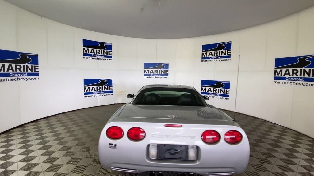 Used 2003 Chevrolet Corvette Z06 RWD image 9